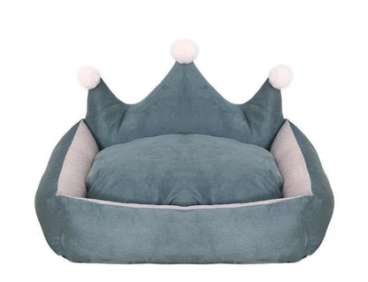 CrownNest™ – The Royal Comfort Bed for Your Pet