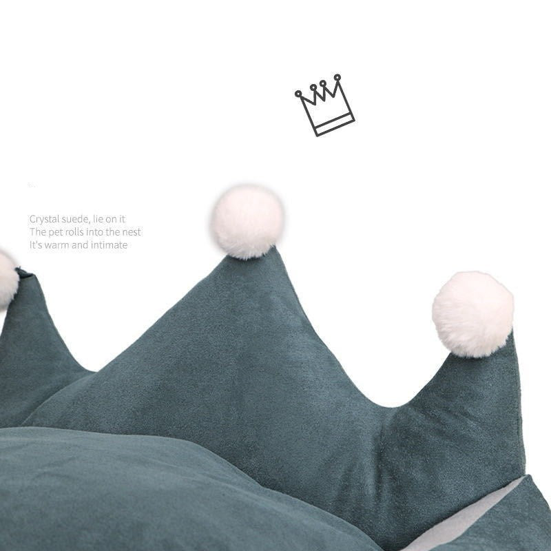 CrownNest™ – The Royal Comfort Bed for Your Pet